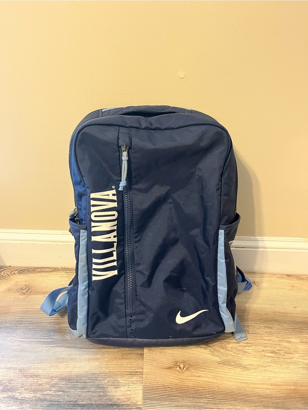 NIKE Villanova backpack / bookbag
